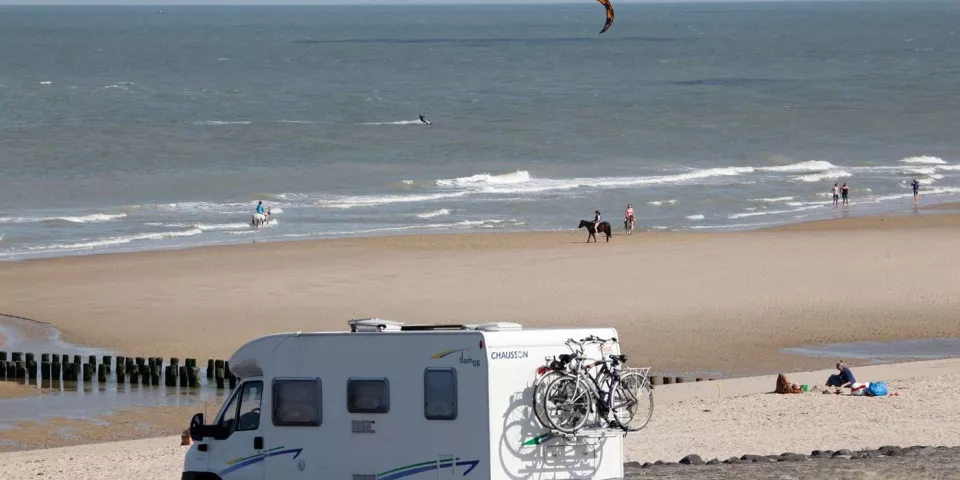mobilehome aan strand 